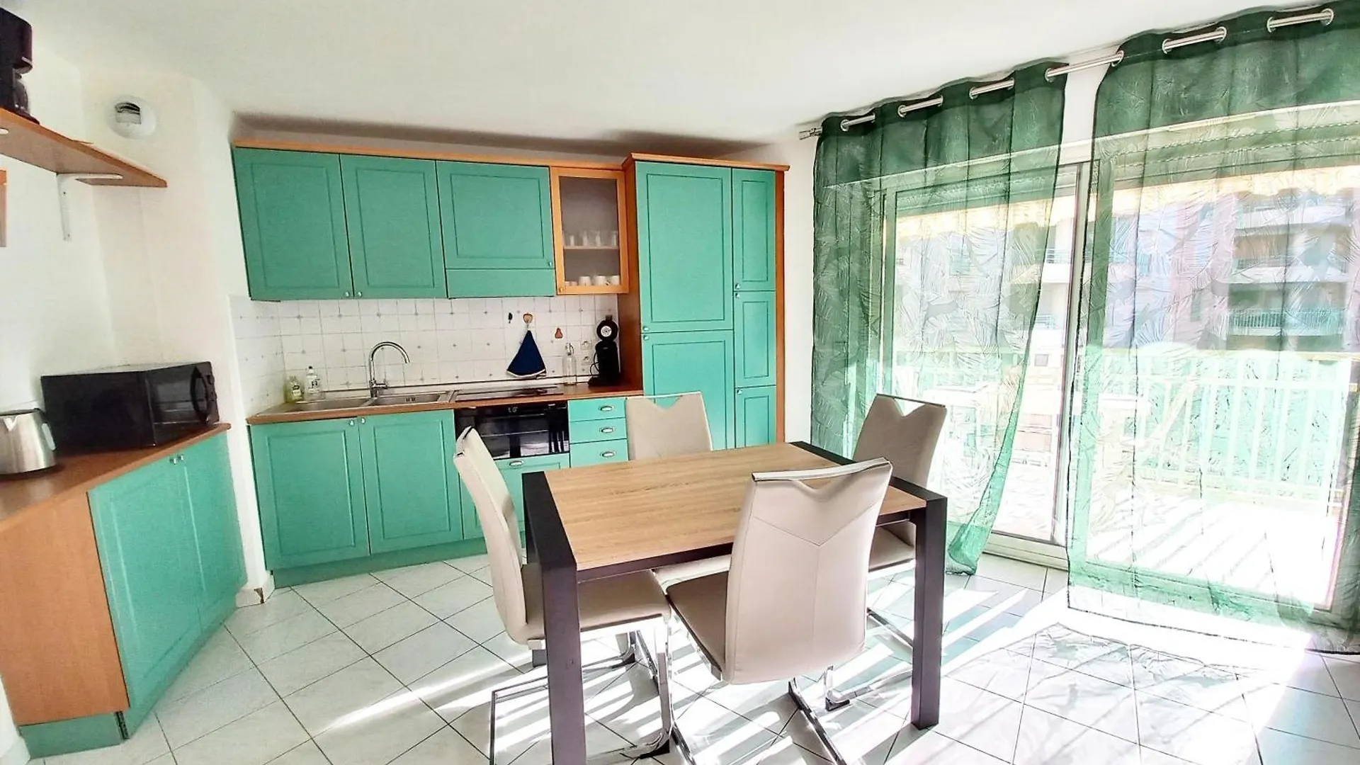Apartment Appartement T2 Port Frejus - Wifi Clim France